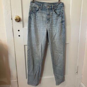 American Eagle Outfitters Women's Faded Blue Straight Leg Jeans